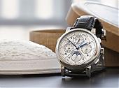 A. LANGE & SÖHNE 来自德勒斯登的迷人月色