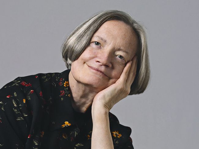 丹麦-冰岛艺术家olafur eliasson以其大型装置艺术和雕像作品驰名世界