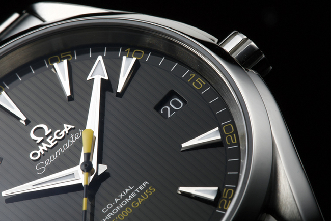 高度特化的专业仪器 OMEGA & SEIKO