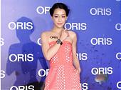 谢欣颖的优雅帅气 展现ORIS红海世界