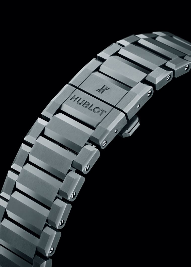 金属或陶瓷链带优点与保养技巧 - 世界腕表 World Wrist Watch