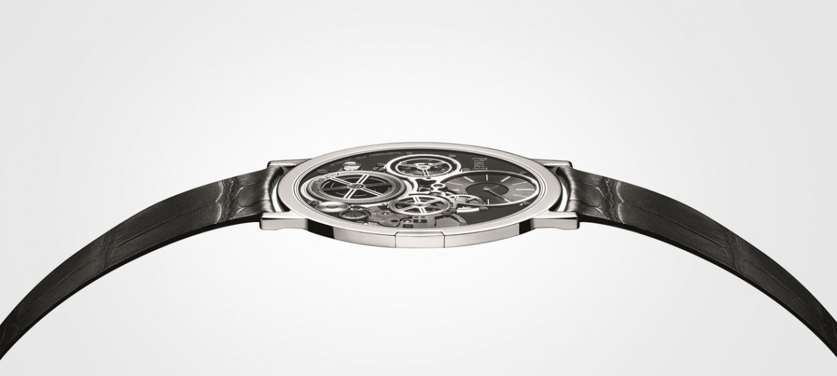 成为超薄王者的资格 伯爵900P-UC