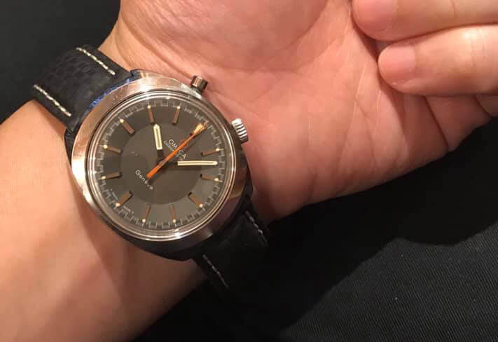 專家聊錶：握緊方向盤就直接看得到時間——歐米茄古董賽車錶