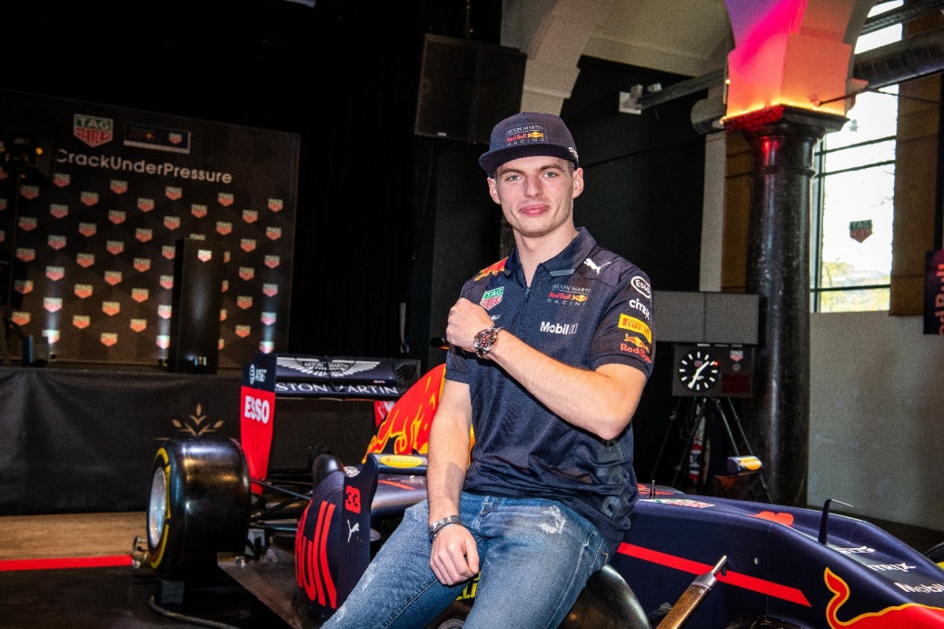 延續賽車與計時腕錶之間的傳奇 泰格豪雅Formula 1 Max Verstappen計時錶