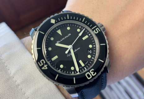 寶珀五十噚限量版潛水錶有著與法國海軍的革命情感