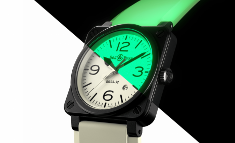 柏萊士全新BR03-92 Full Lum獨創設計讓面盤和錶帶成為夜晚發光主體