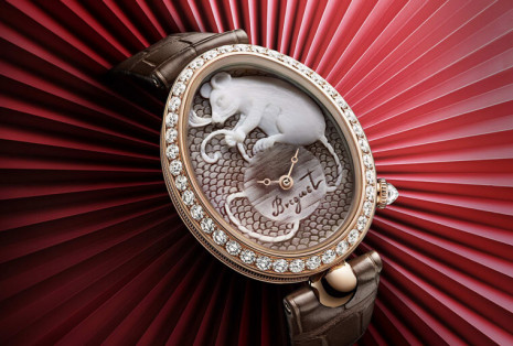 寶璣那不勒斯系列再推8955這款貝殼浮雕鼠年生肖錶