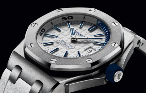 AP即將絕版的舊款ROO潛水錶有少見白面清爽風格