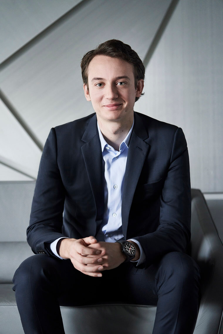 lvmh老闆小儿子28岁接任豪雅tag总裁