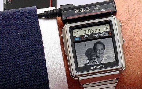 見過世界第一支智能錶嗎？猜猜它幾歲了