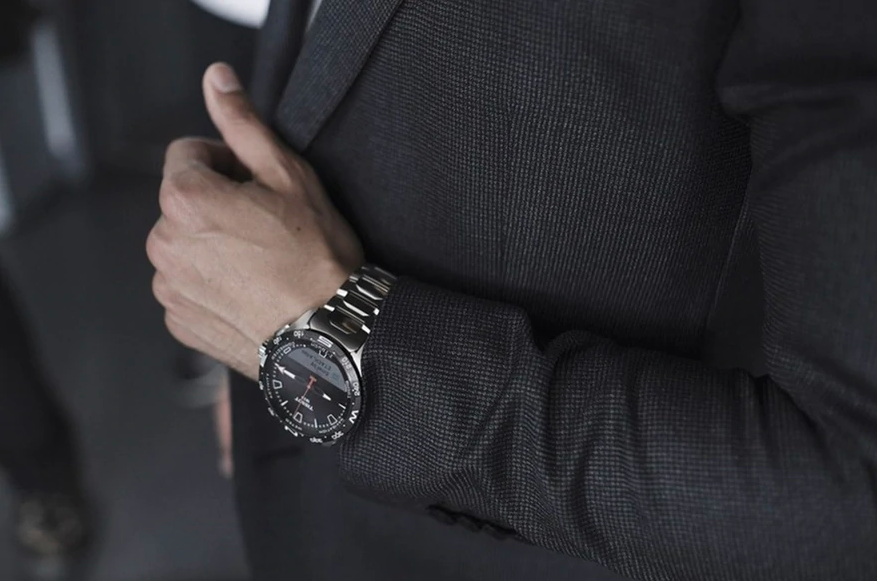 第一款「瑞士製造」智能手錶問世