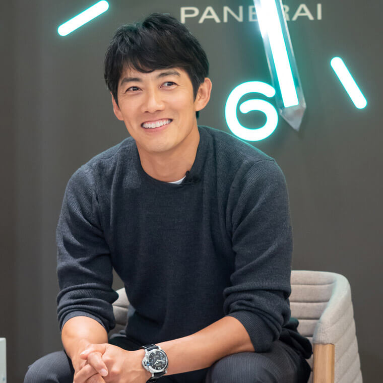 反町隆史现身日本沛纳海线上表聚 手戴人气款引人注目