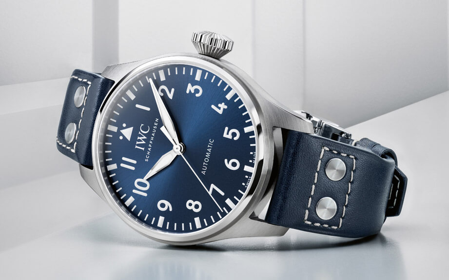 IWC「小型」大飞登场，改透背再加码表带快拆系统