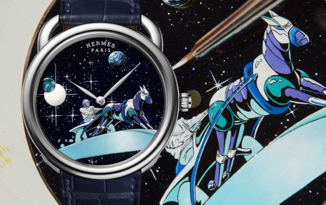 愛馬仕將太空賽馬絲巾圖案搬進Arceau限量錶裡