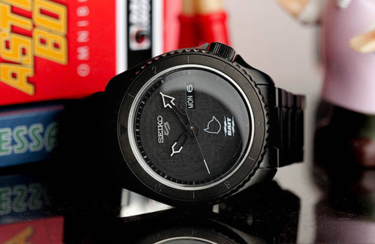 原子小金剛絕版錶 名牌精品 精品手錶在旋轉拍賣