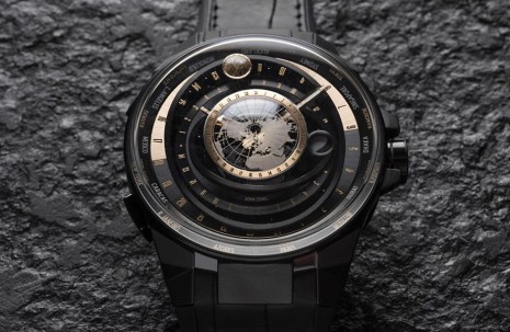 雅典錶Blast新作匯聚世界時區、月相與潮汐功能 將天文現象濃縮進手錶面盤