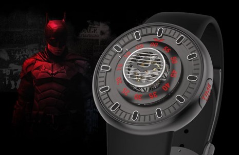 迎接強檔電影2022 Batman  全新蝙蝠俠陀飛輪價格不菲“還有專屬信號燈”