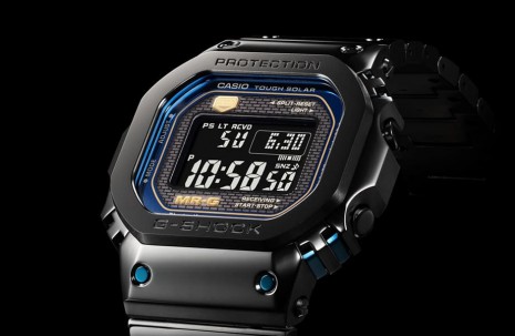 G-SHOCK頂級款MRG-B5000新錶以「青墨」為主題 黑藍配色讓人感到寧靜放鬆