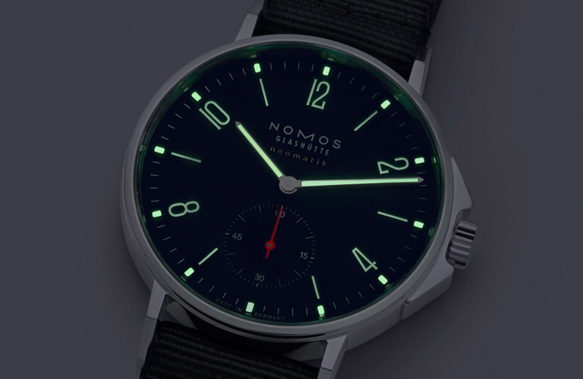 「正裝、運動兩相宜」 推薦德國NOMOS Ahoi小三針機械錶四個理由