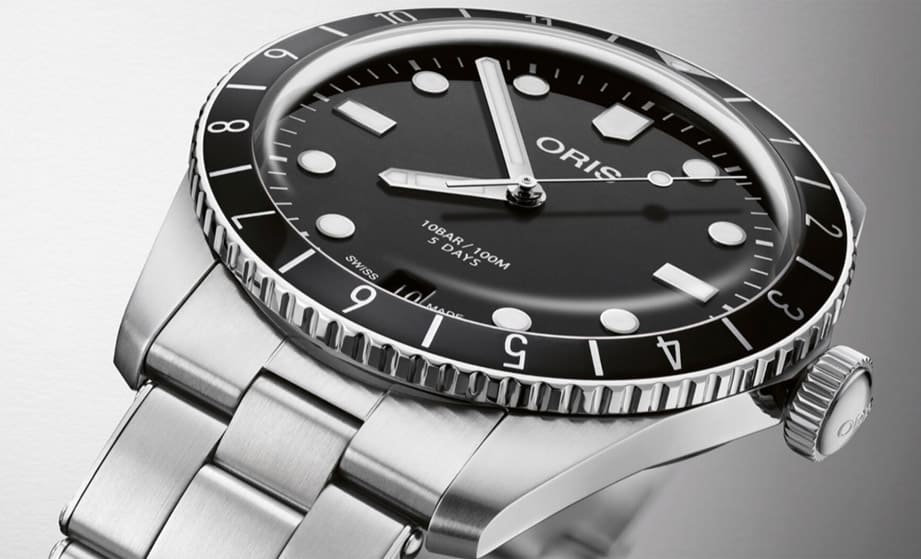ORIS Divers 65引進Calibre 400機芯 錶圈設計增添兩地時間功效