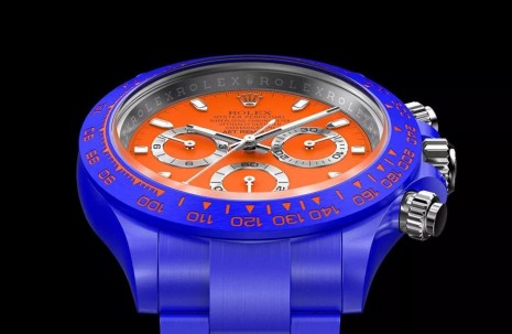 「靈感來自F1賽道」艷藍陶瓷亮橘面Daytona配色超級大膽