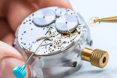 為什麼這三大知名品牌從未做過石英錶？