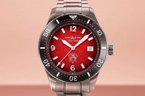 萬寶龍慶祝農曆新年推出紅色面盤1858 Iced Sea「貢嘎山」潛水錶