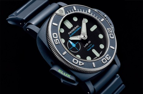 沛納海LAB-ID最新作PAM01800 獨家「隨按即亮」動能發光技術顛覆想像