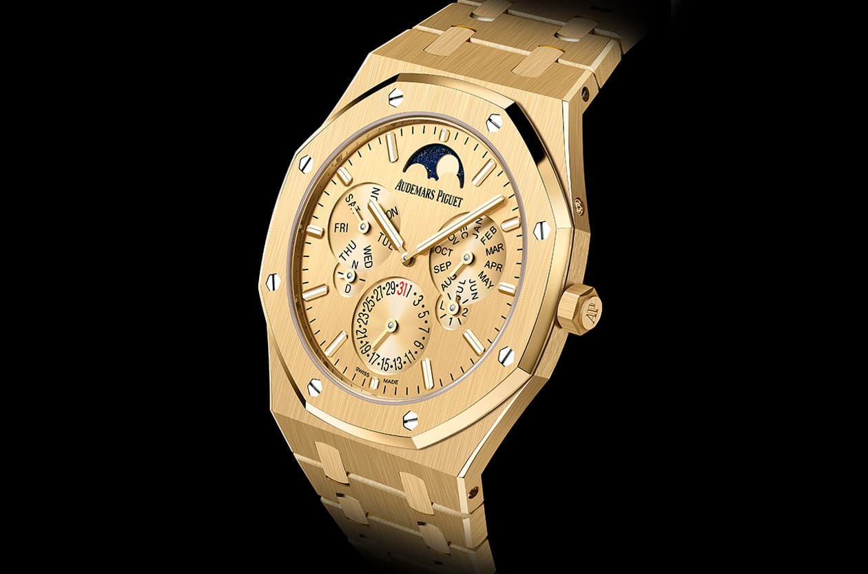 愛彼RD#2嫡系皇家橡樹超薄萬年曆首度採用黃金錶殼鍊帶華麗亮相