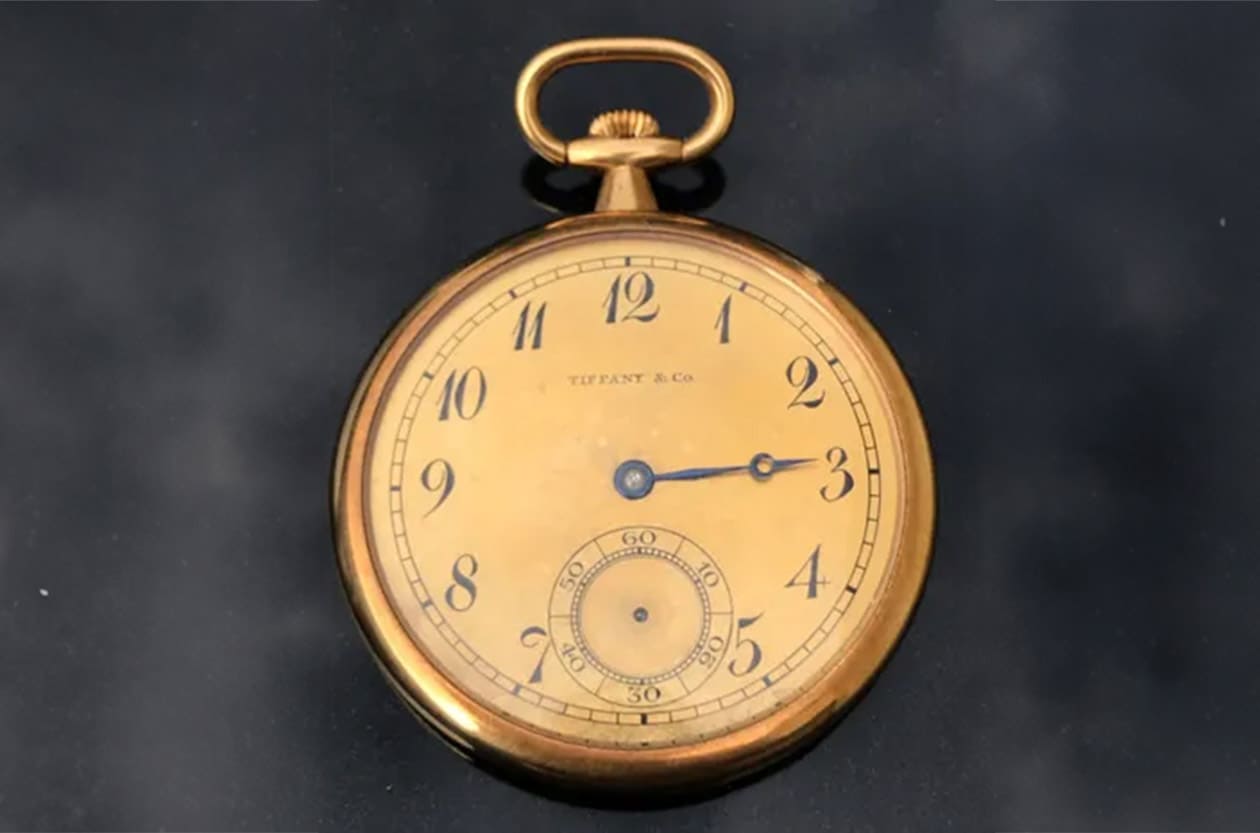 鐵達尼號事故救難英雄船長TIFFANY黃金懷錶拍賣 得標價逾150萬英鎊創紀錄