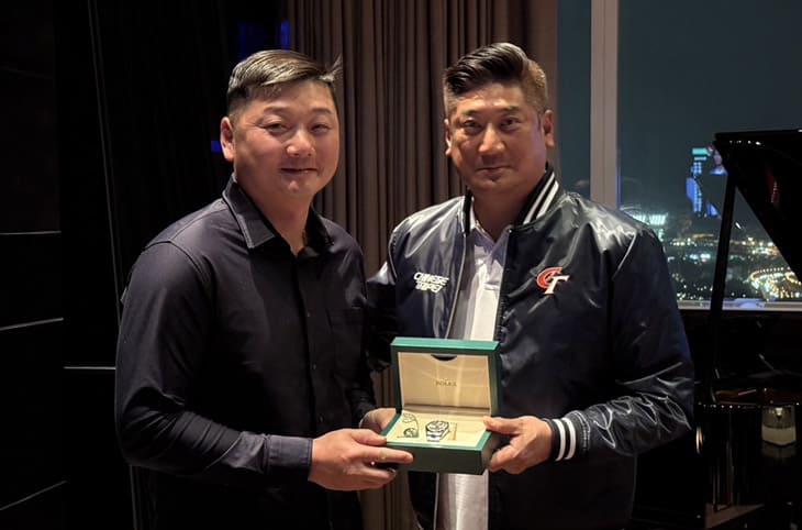 中華棒協理事長辜董宴請12強教練團 每人一只勞力士名錶答謝台灣幕後英雄