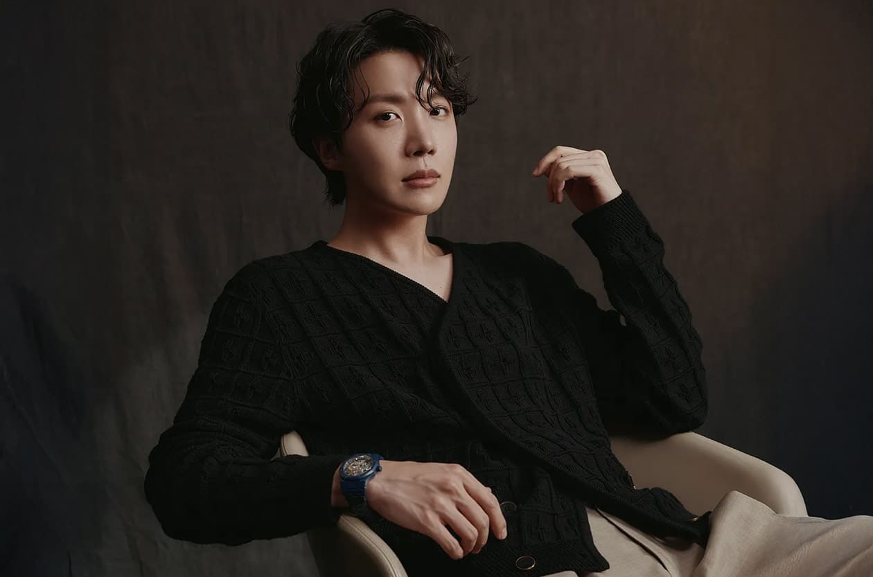 BTS J-Hope國際影響力再攀巔峰 一窺他在《Billboard》封面佩戴愛彼名錶